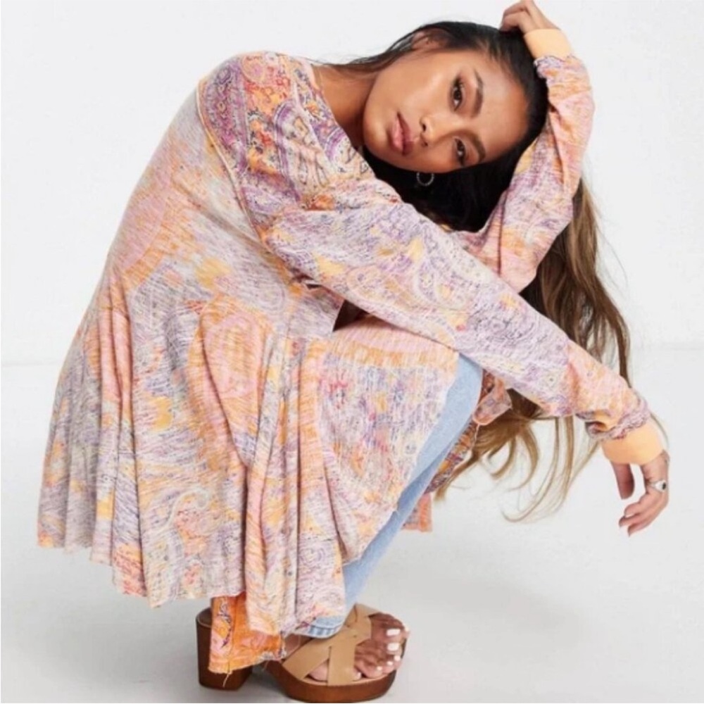 Free People Making Circles Longline T-shirt in Multi Paisley - Picture 6 of 11